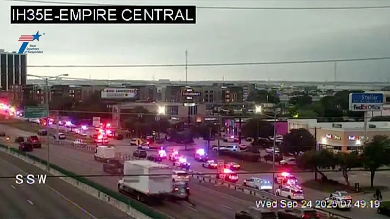 3 Shot at Dallas Immigration Office